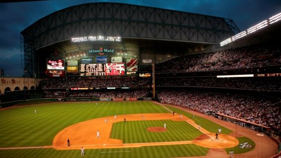 Hotels Near Minute Maid Park Le Mérin Houston Downtown Close Proximity To Minute Maid Park